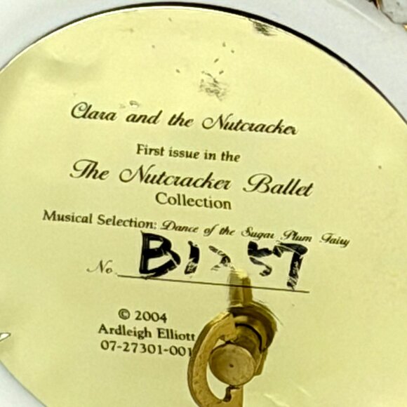 Music Box Clara & Nutcracker Nutcracker Ballet Plays "Dance of the Plum Fairy" - Picture 15 of 15